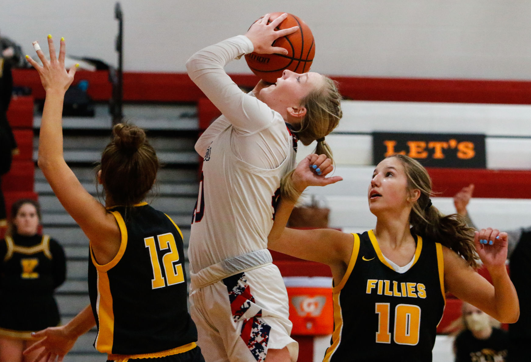 Girls PCC tournament final - Kouts vs. South Central
